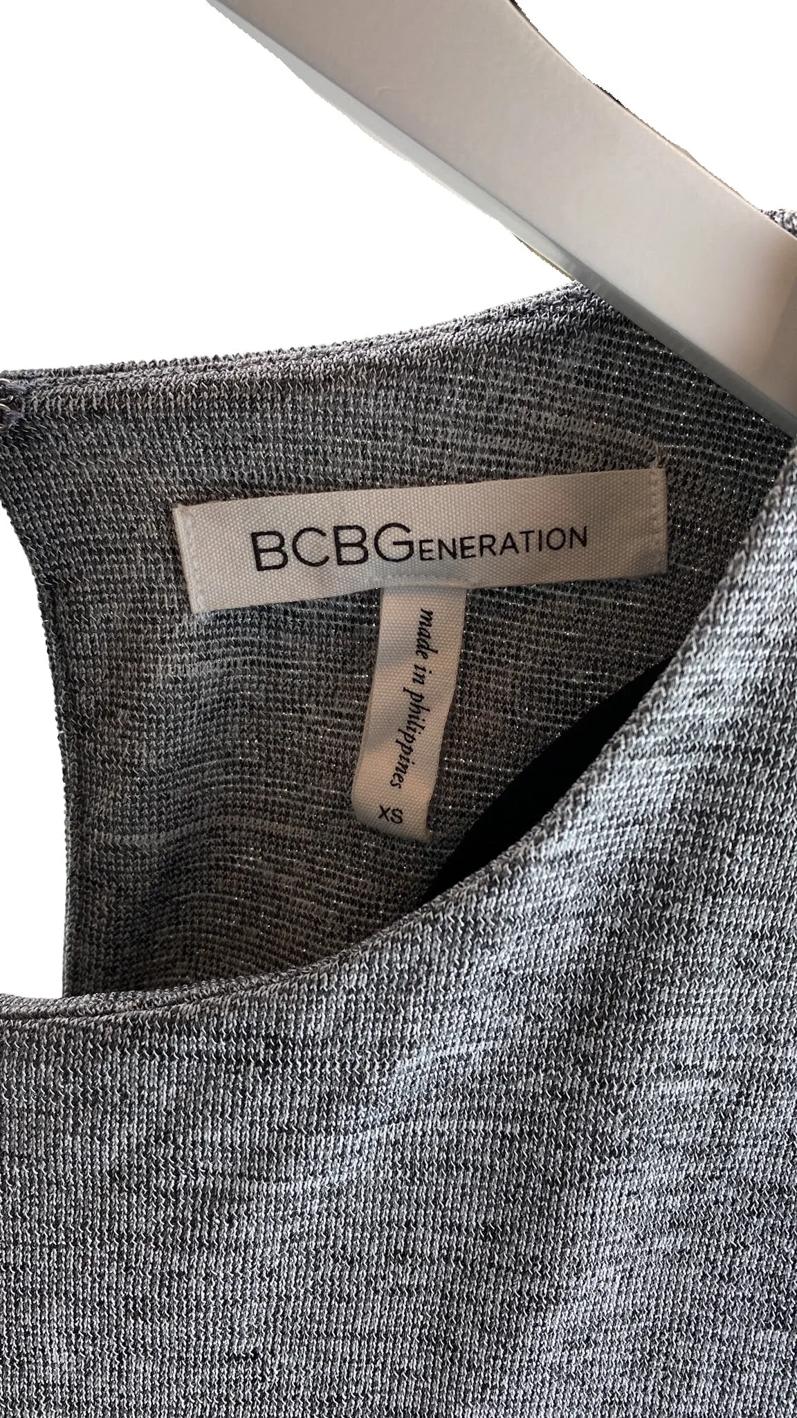 BCBGeneration, Women's Flounce Sleeve Mini Shift Dress, Grey Heather, XS