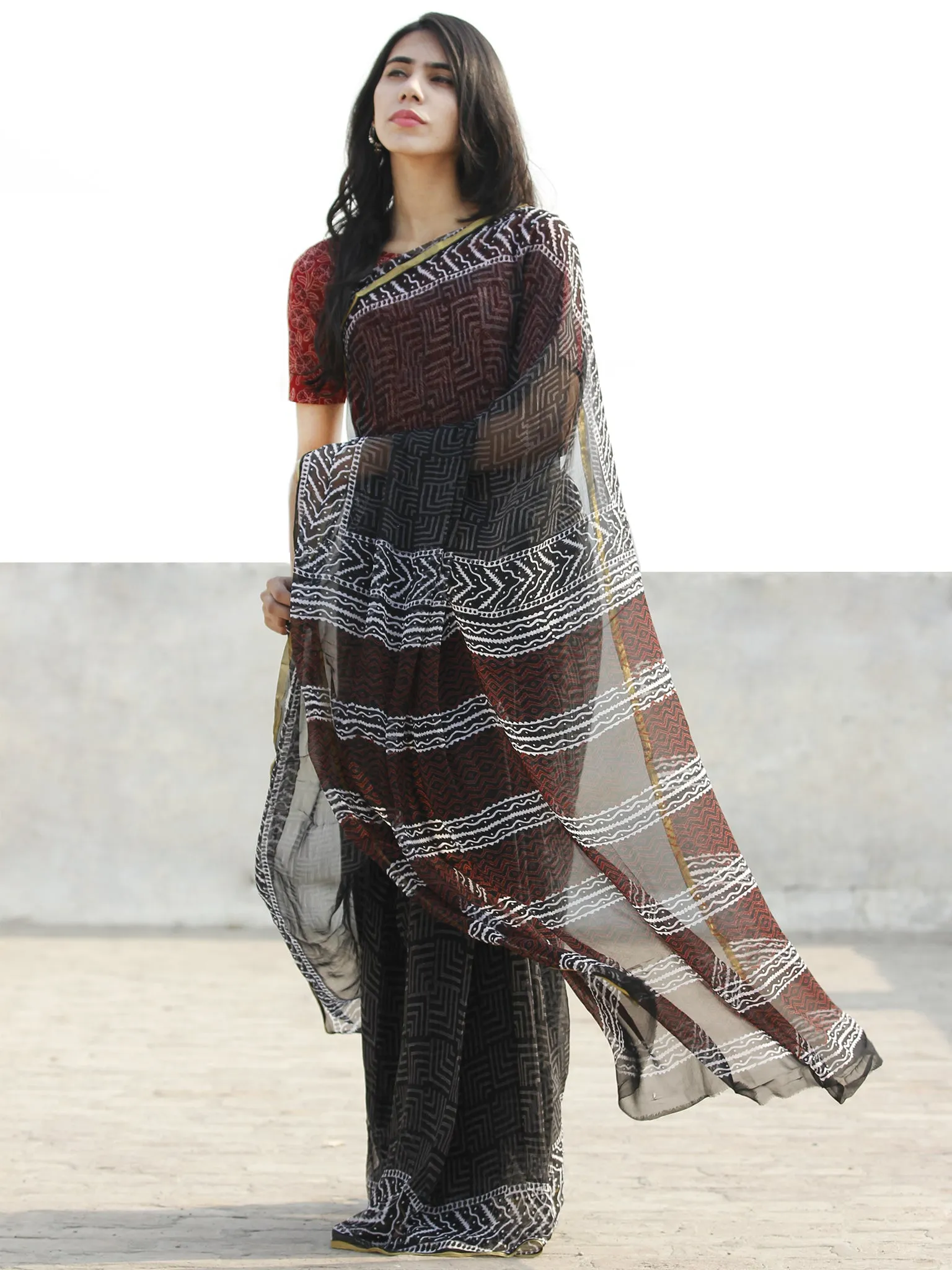 Black & White Hand Block Printed Chiffon Saree with Zari border- S031702685