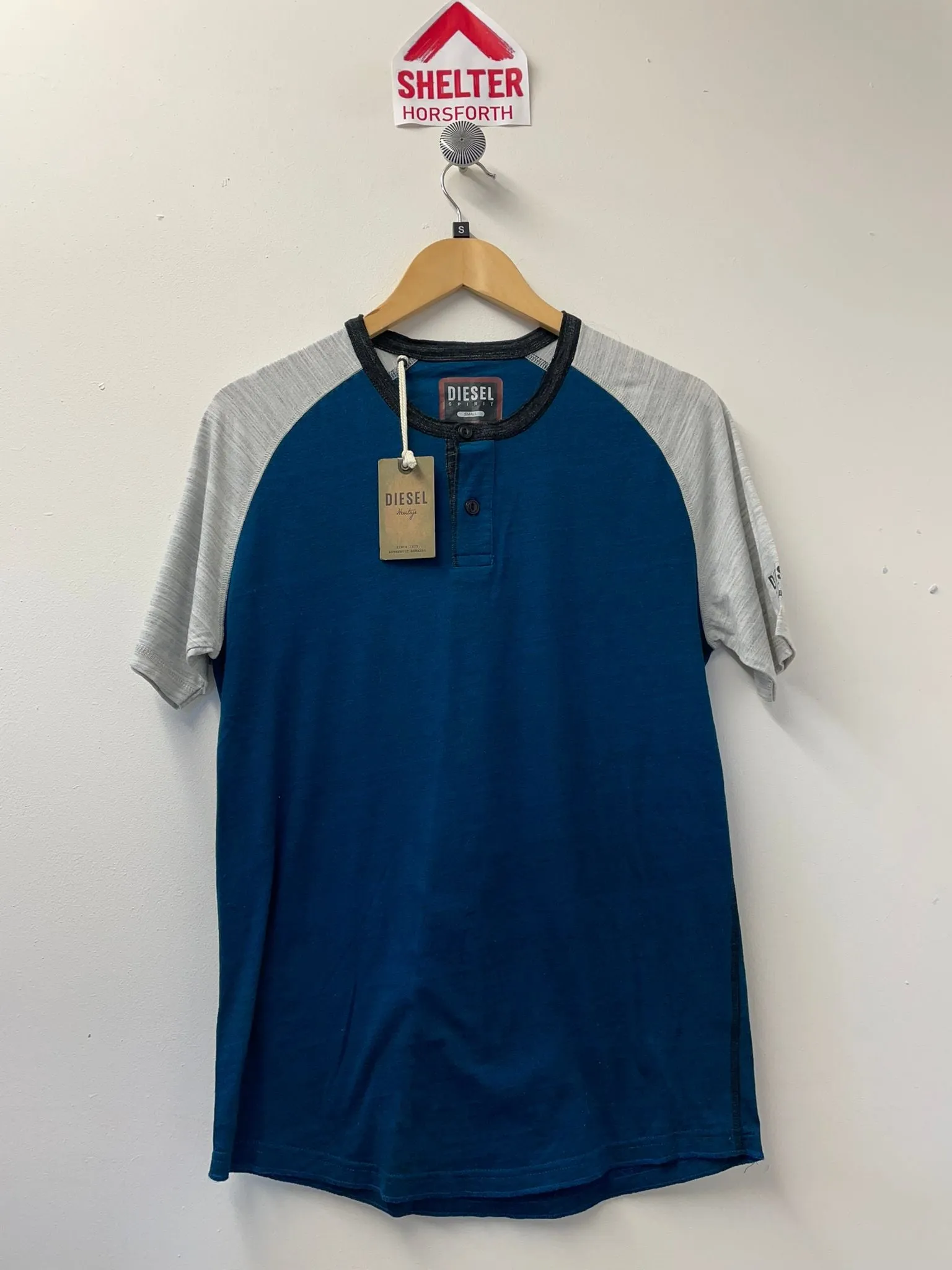 BNWT Diesel Spirit Coby Henley Tee in Barrister Blue