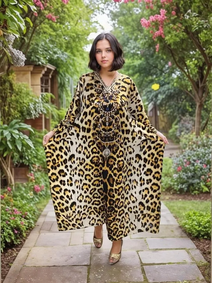 Chic Mia Animal Print Kaftan Dress – Lightweight & Stylish