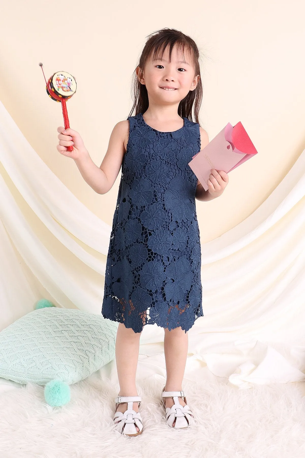 MADEBYNM NM KIDS CIRILLA CROCHET SHIFT DRESS IN VICTORIAN BLUE [12M/18M/2Y/3Y/4Y/5Y/6Y]