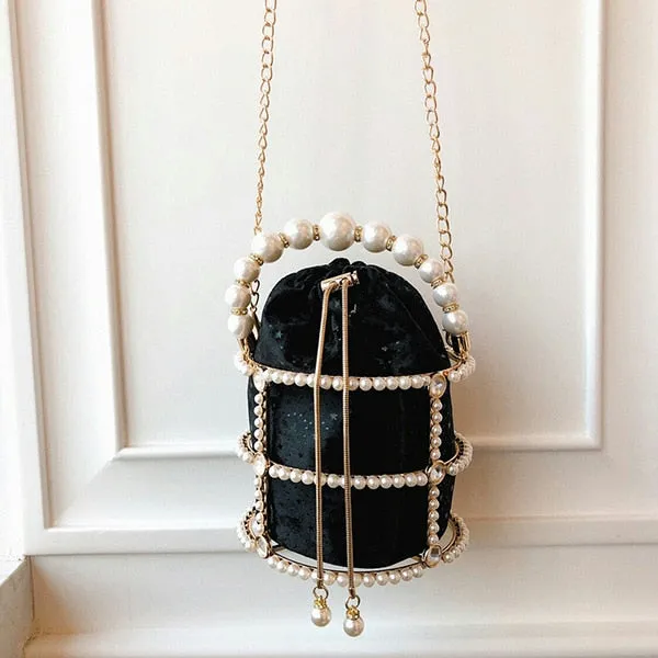 Pearl Bucket Clutch