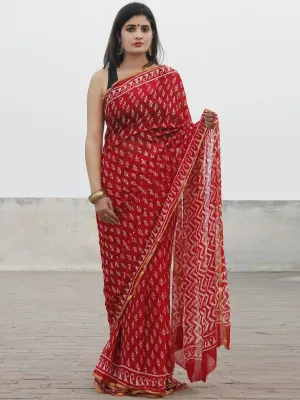 Red White Hand Block Printed Chiffon Saree With Zari Border - S031702592